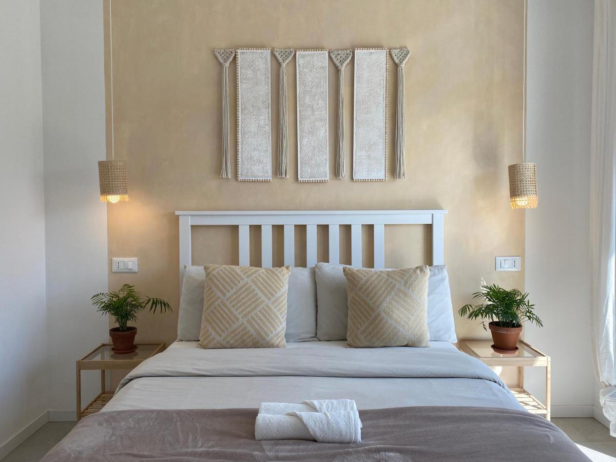 Bed & Breakfast Pathos